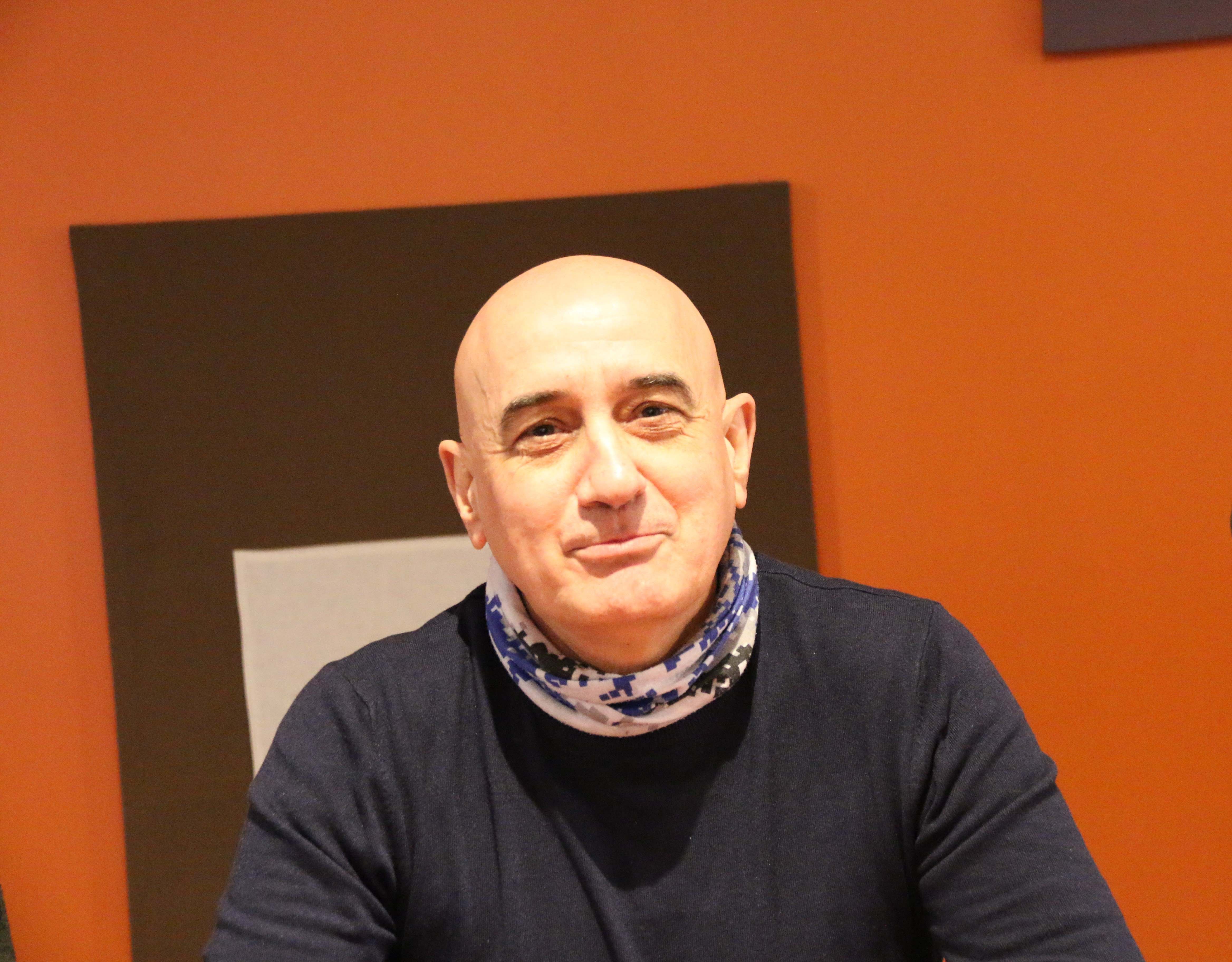 Francisco MATEOS sans cheveux